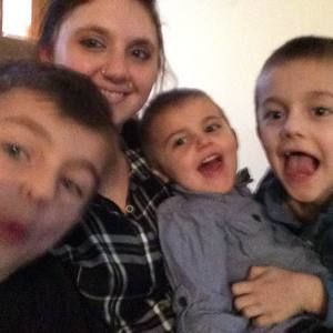 Meet your Posher, Angela